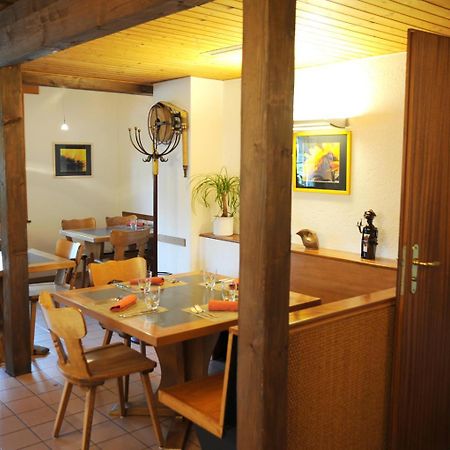 Auberge Du Prevoux Ле-Локль Экстерьер фото